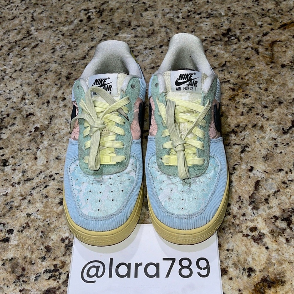 Nike Air Force 1
